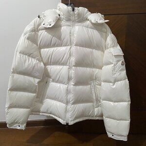 Unisex Moncler White Down Jacket With Hood